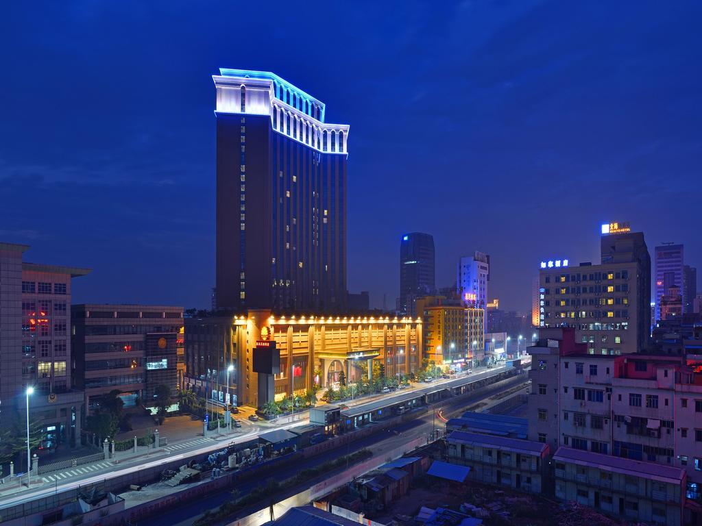 Dongguan Huilihua Hotel מראה חיצוני תמונה